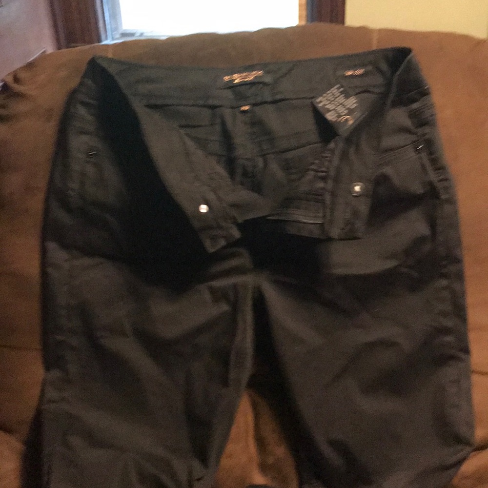 Melissa McCarthy jeans